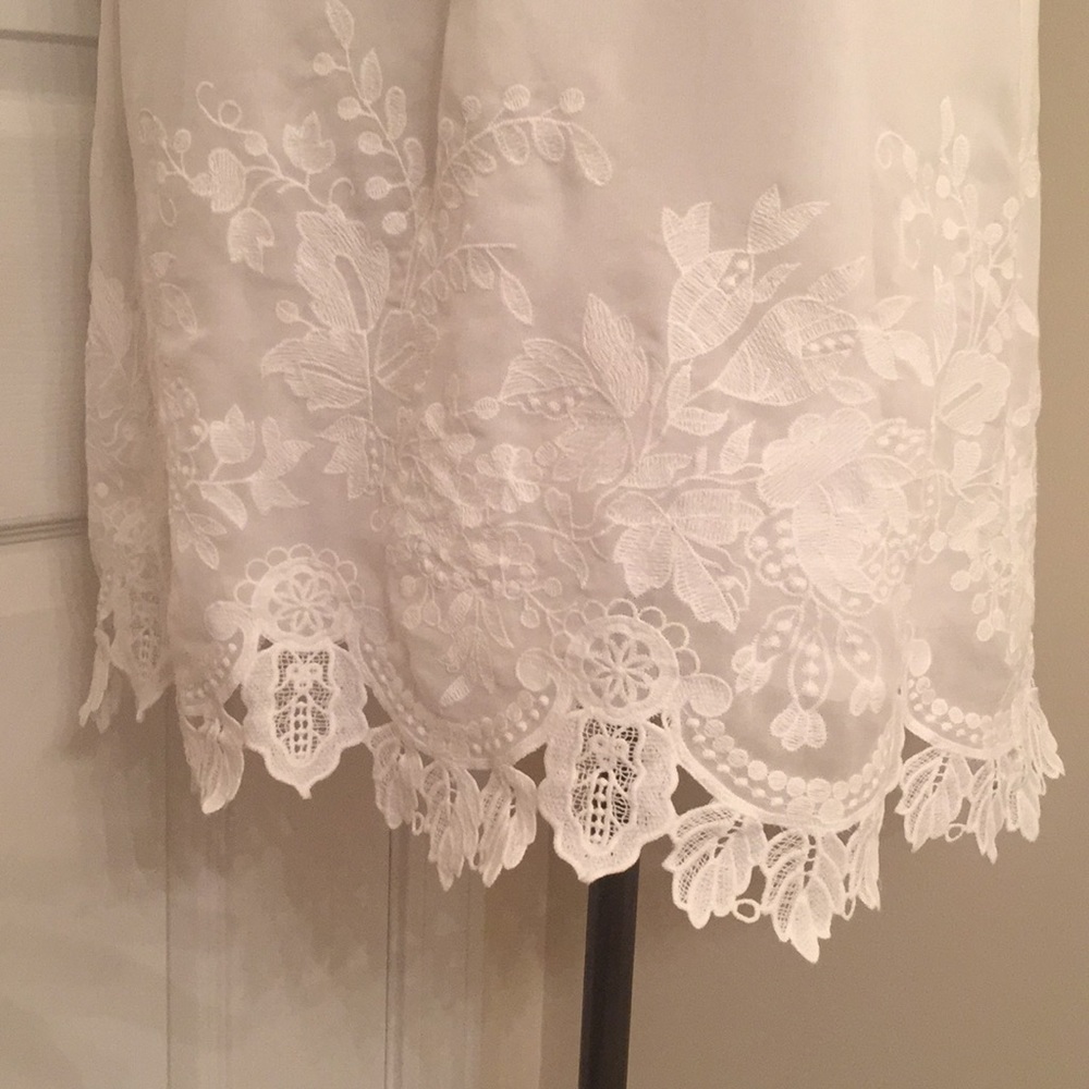 White Summer Dress 3/4 Sleeves Small - Picture 2 of 8